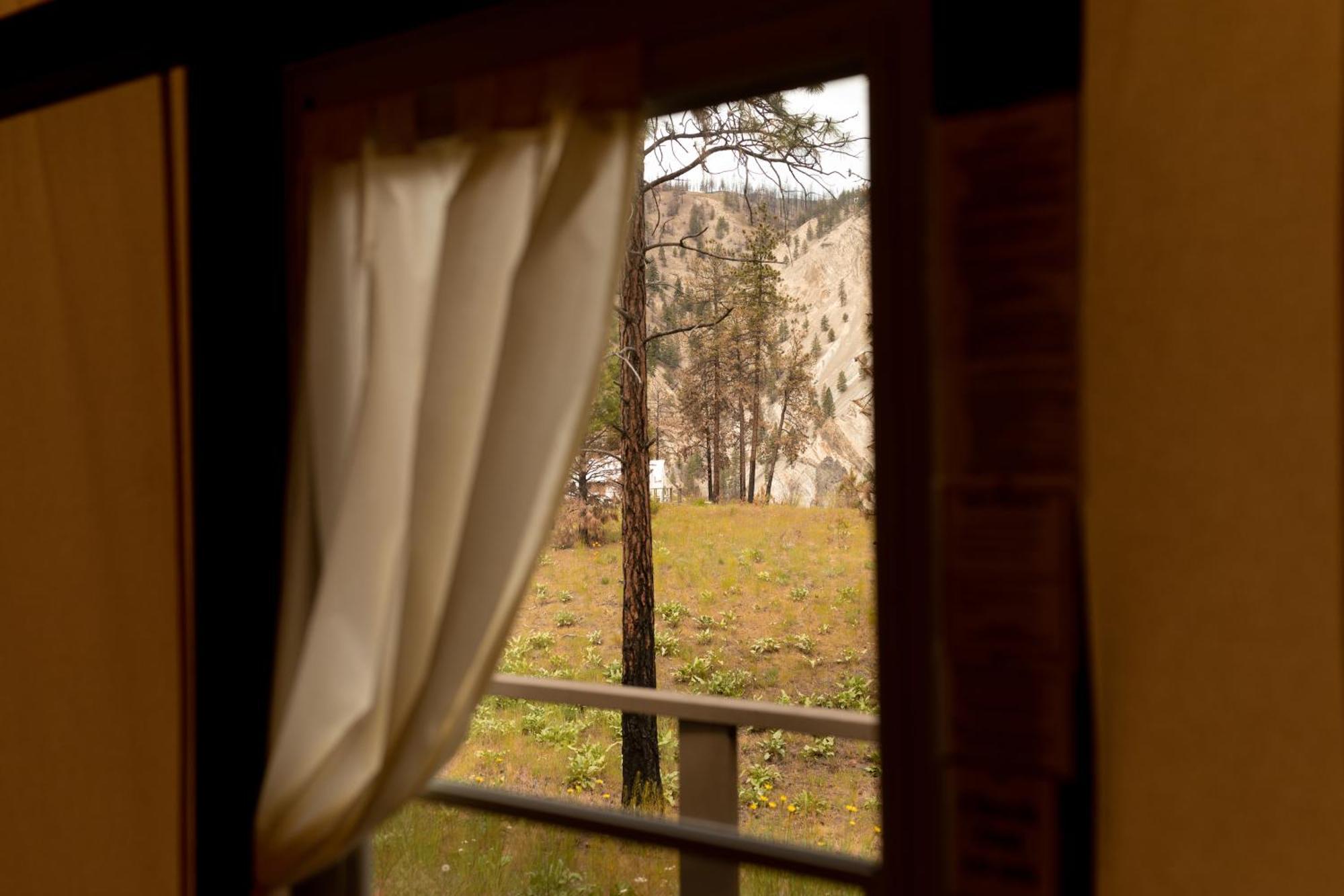 Kumsheen Rafting Resort Lytton Εξωτερικό φωτογραφία